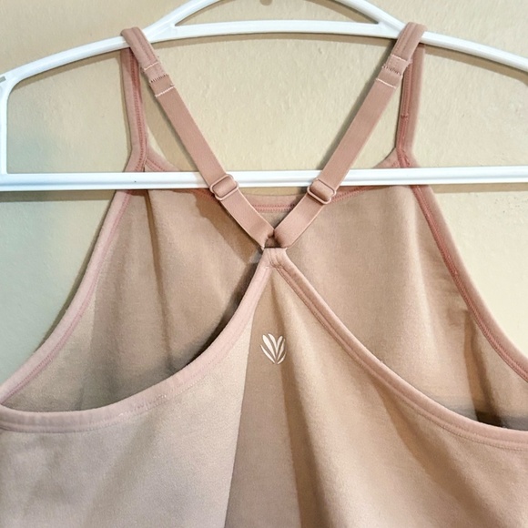 4/$10🎄Forever 21 Nude Halter Style Adjustable Straps Contour Sport Bra - Picture 9 of 11